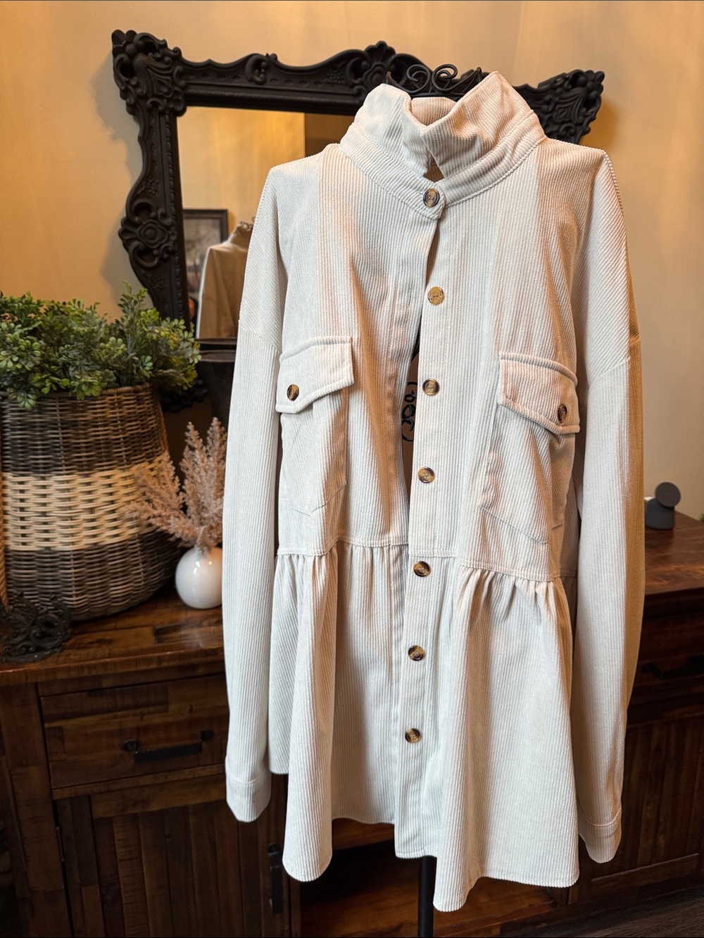 Women's Cream Button-Front Peplum Jacket